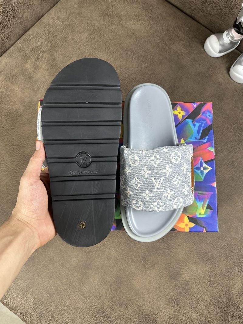 Louis Vuitton Slippers